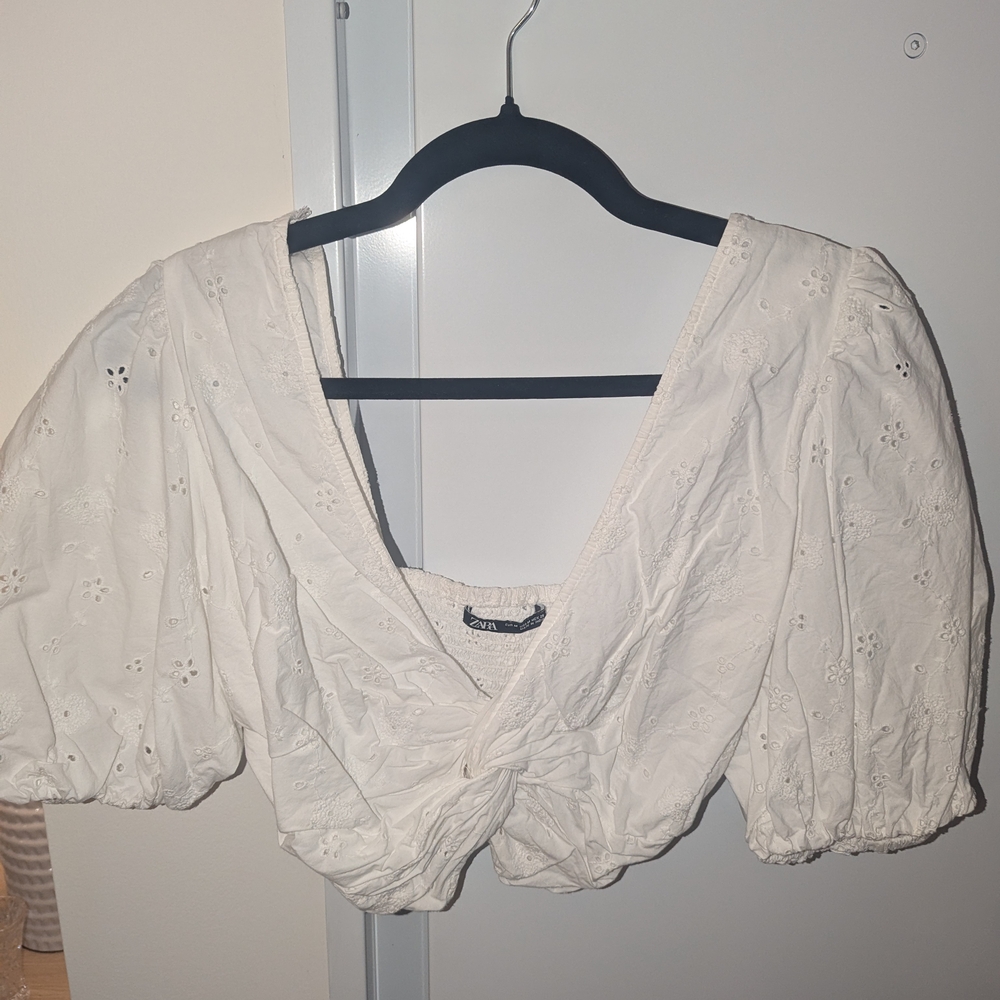 White Puff Sleeve Top